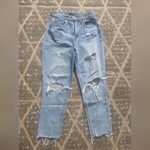 Distressed Aeropostale Jean